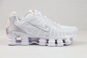 NIKE SHOX TL